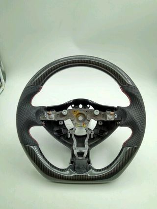 VOLANTE PERSONALIZADO CARBONO NISSAN Juke
