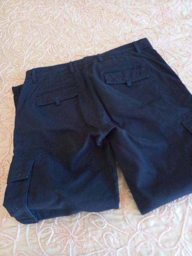 Pantalón cargo negro