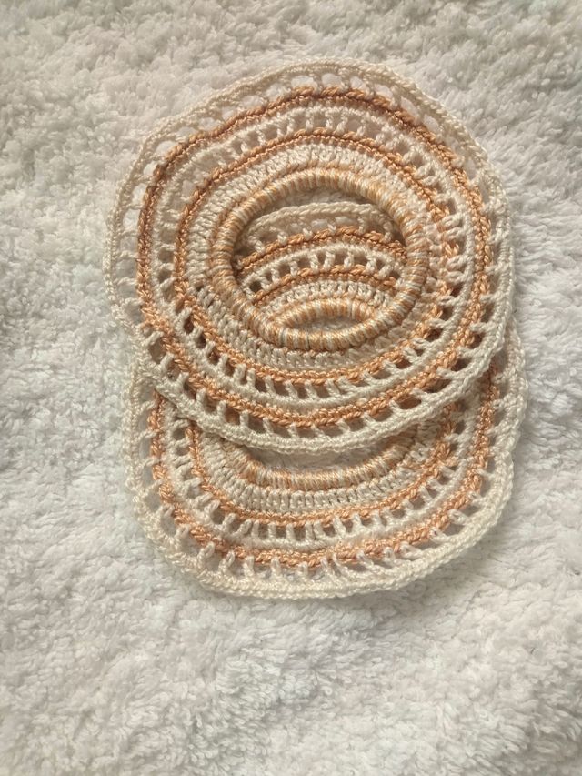 Coletero sujeta cortinas de ganchillo