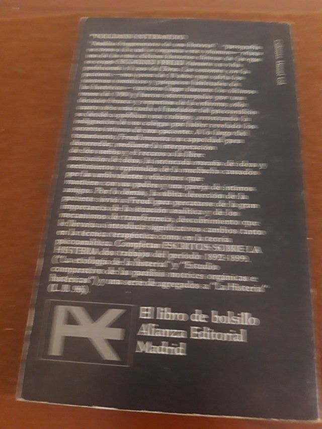 libro di Sigmund Freud. Storie sull'isteria