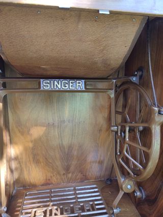 Maquina de coser Singer