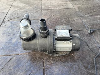 Monobloc astralpool d300 + bomba pp031