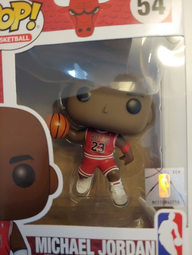Camiseta Nueva y funko JORDAN