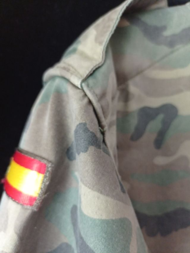 CHAQUETA MILITAR+TOALLA