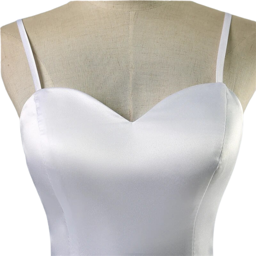 Vestido de novia modelo Infanta en Ceremoniosa.com