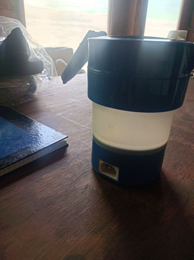 Bollitore pop up con alimentazione