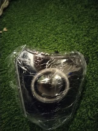 Faro delantero moto