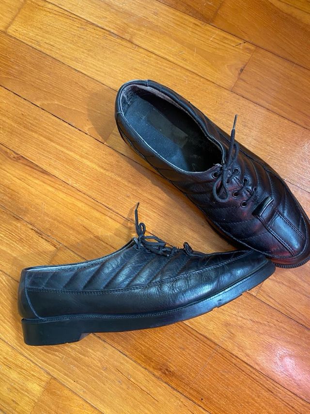 Scarpa nera elegante uomo n42 elastomere