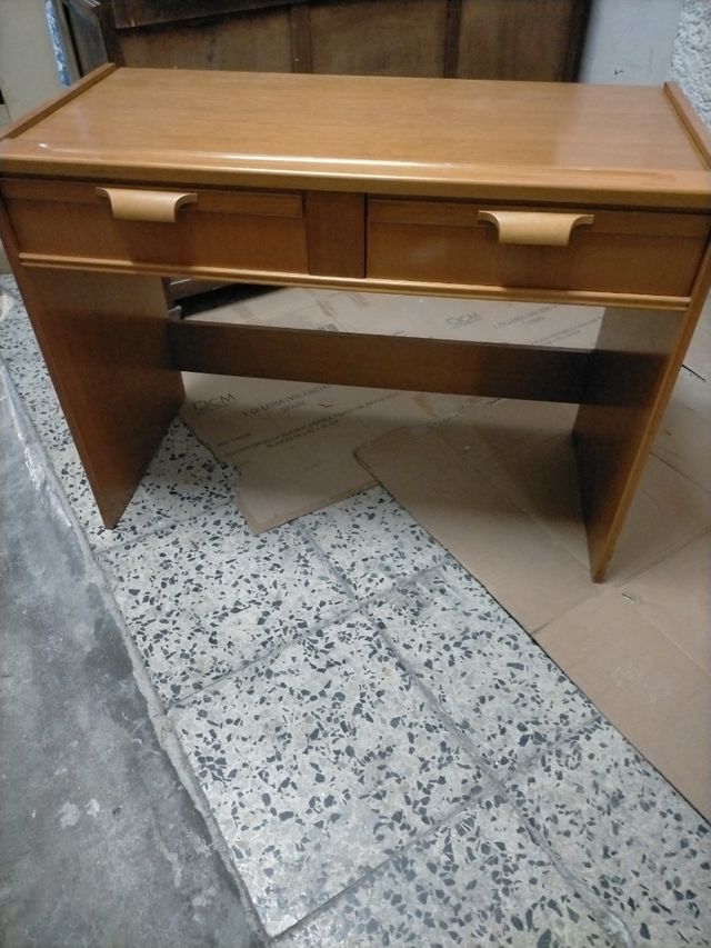 Mesa de estudio vintage