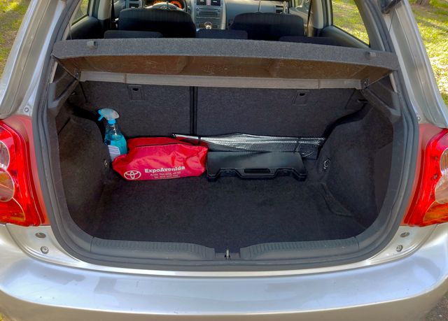 Alquiler vehículo Toyota Auris 1.6 (E, 124 CV)