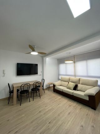 PISO CENTRICO EN ALQUILER