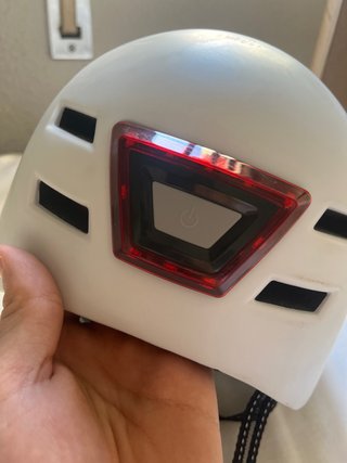 Casco para patinetes y bicis