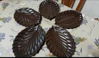 vassoi a forma di foglia