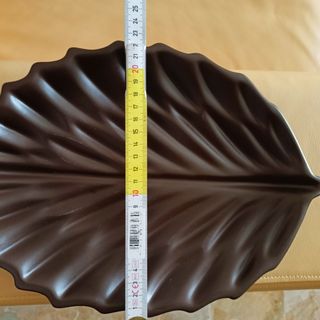 vassoi a forma di foglia