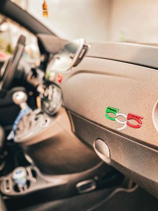 Abarth 595 Italia 🇮🇹 Fibra Carbono Salpicadero