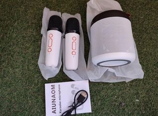 Karaoke portátil 2 micros NUEVO