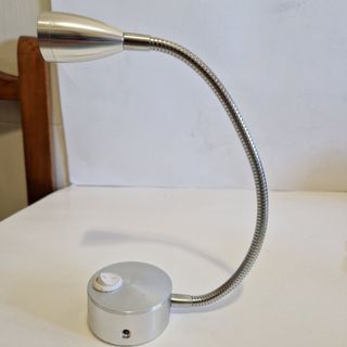 Lámpara de cabecera