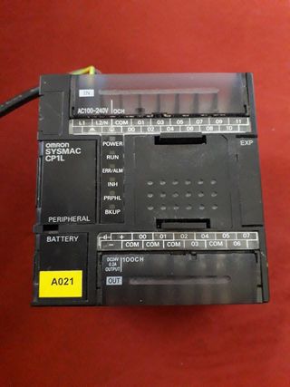 PLC Omron CP1L-L20DR-A