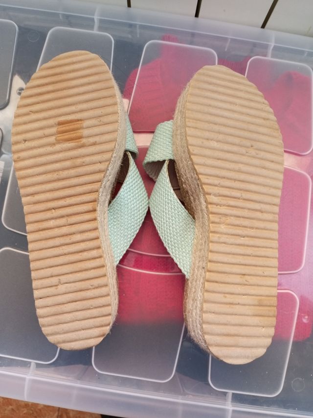 Sandalias con cuña