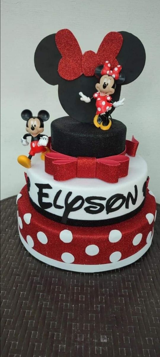 Torta scenografica Minnie