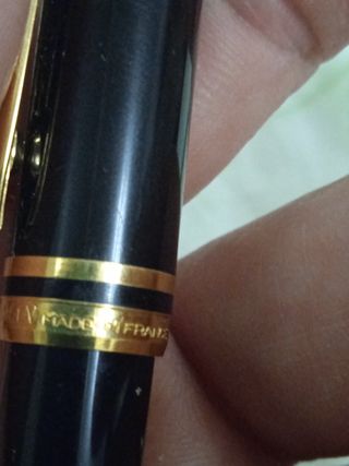 BOLÍGRAFO WATERMAN FRANCES NEGRO Y BAÑADO EN ORO