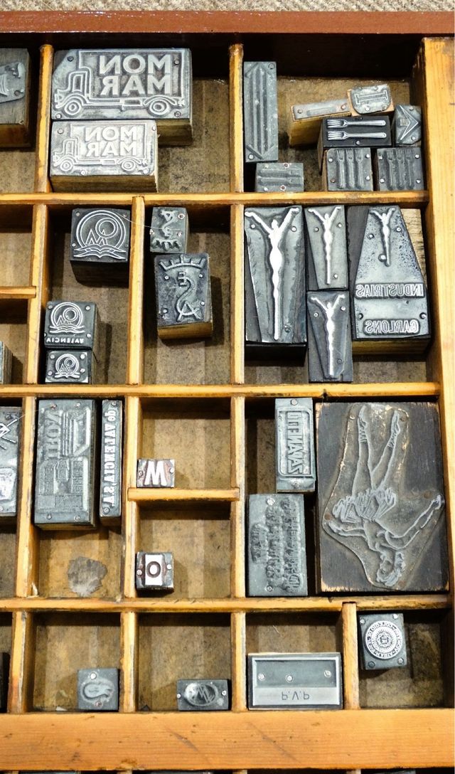 Colección única de sellos y estampas antiguas