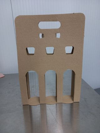 Estuche cartón oara borellas de cerveza