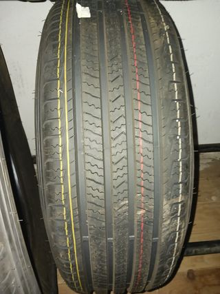 Neumáticos nuevos 2557016
