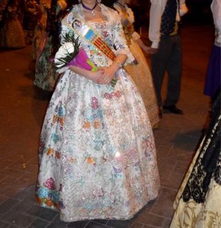 Traje fallera con dos corpiños 