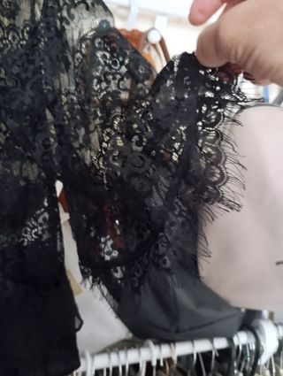 Blusa encaje Zara 