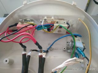 CARCASA TERMO DIGITAL CON TERMOSTATO ELECTRÓNICO .