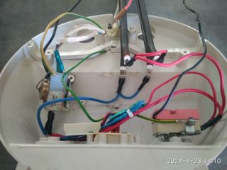 CARCASA TERMO DIGITAL CON TERMOSTATO ELECTRÓNICO .