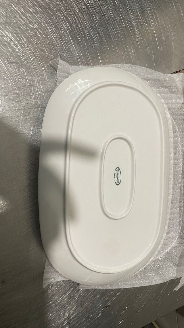 fuente rectangular 9 unidades , a 4 euros unidad