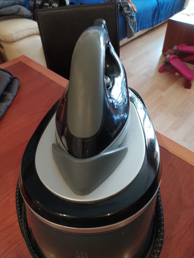 Centro planchado Grundig