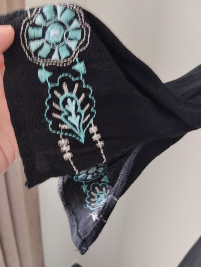 Camisa estilo túnica C&A