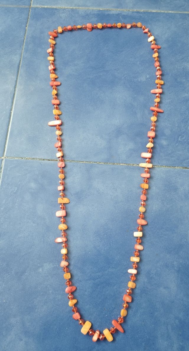 Collar largo naranja