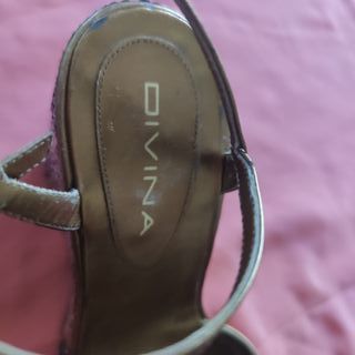 sandali