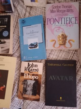 Libros Pérez Reverte y otros autores 