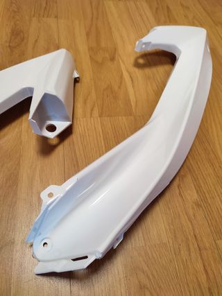 LATERALES SUPERIORES CARENADO YAMAHA R6 2006-2007