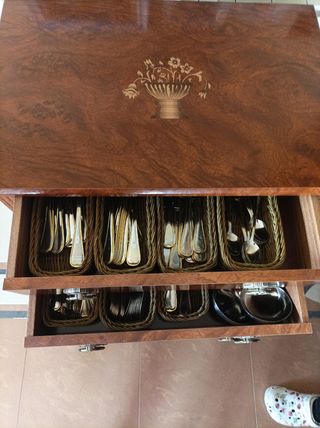 Mueble cubertero completo
