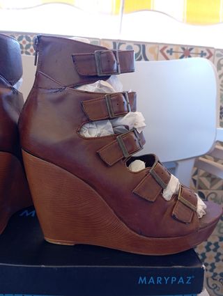 Cuñas multihebillas Marypaz