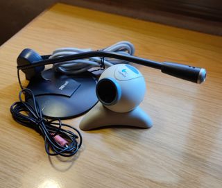 Webcam Logitech Quickcam Express + micrófono