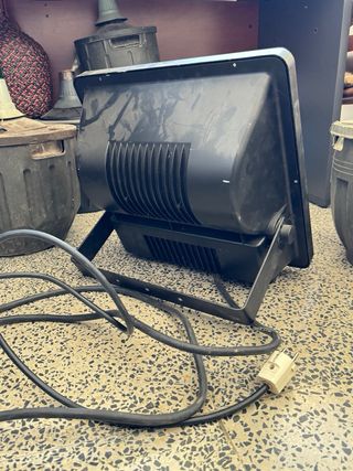 FOCO DE LUZ EXTERIOR