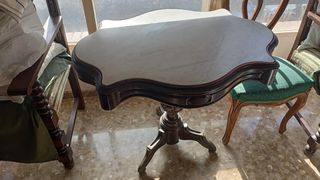 Mesa antigua mármol y madera
