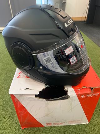 LS2, casco de moto. Nuevo.