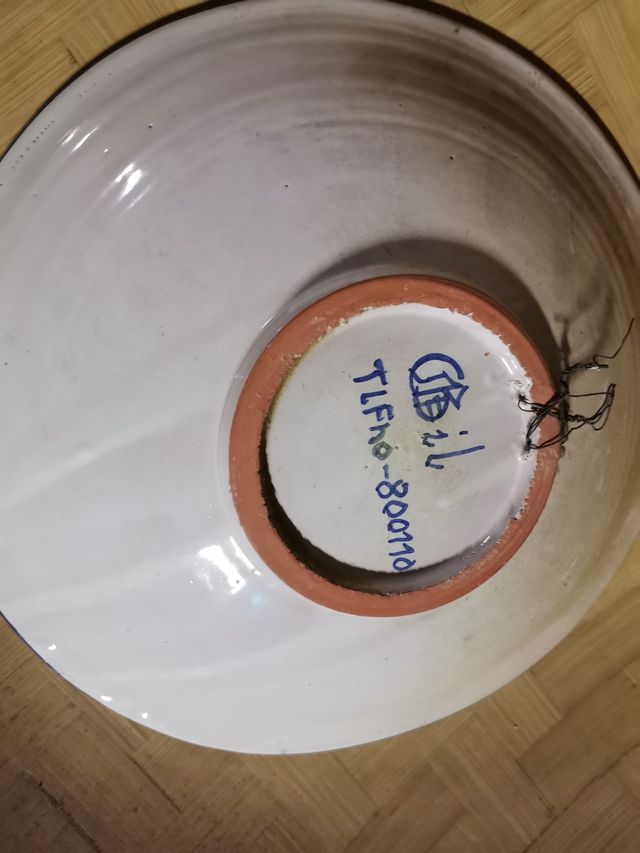 Piatto in ceramica