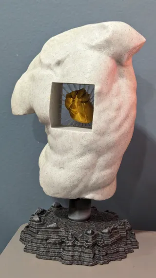 Figura Griega Ecos de la antigüedad