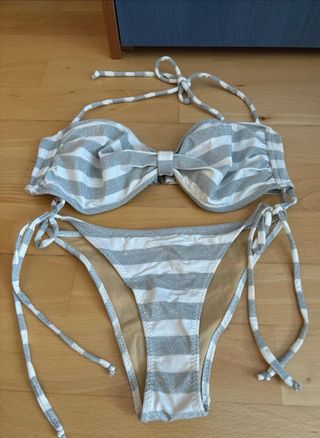 Bikini T.XS de rayas de Zara