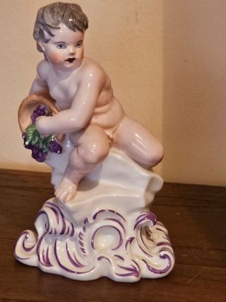 Figura de porcelana  inglesa ntigua