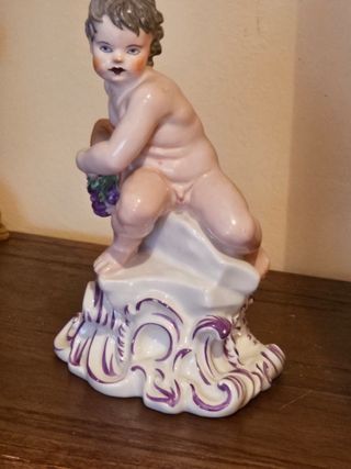 Figura de porcelana  inglesa ntigua